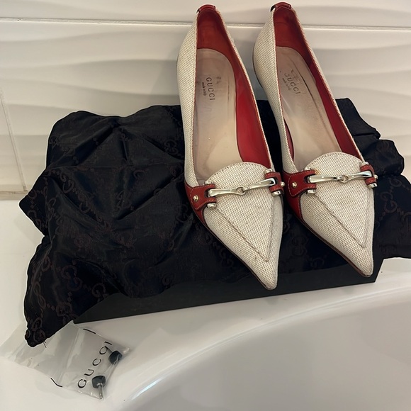 Authentic Gucci kitten heels - Picture 7 of 9